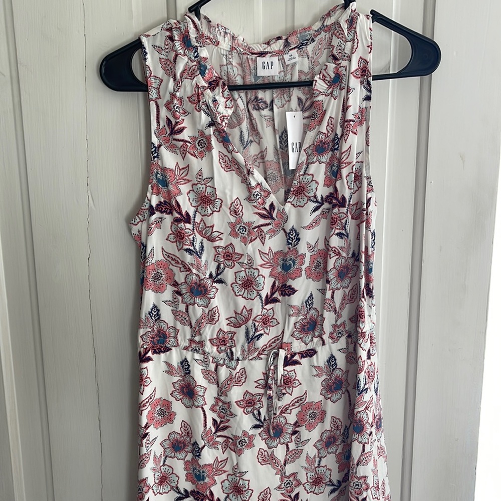 GAP dress